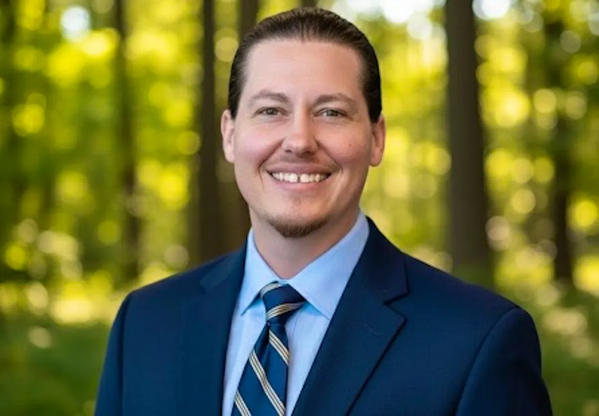 Dr. Connor Archer, D.C.