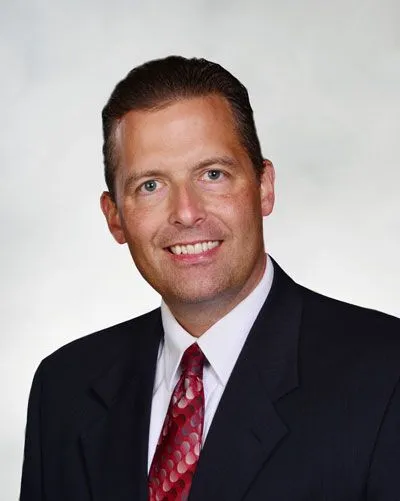 Dr. Daniel Lovette – Board-Certified Chiropractor